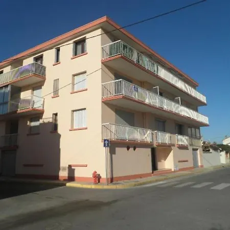 Avec Grande Terrasse 2 Personnes A Apartment Valras-Plage
